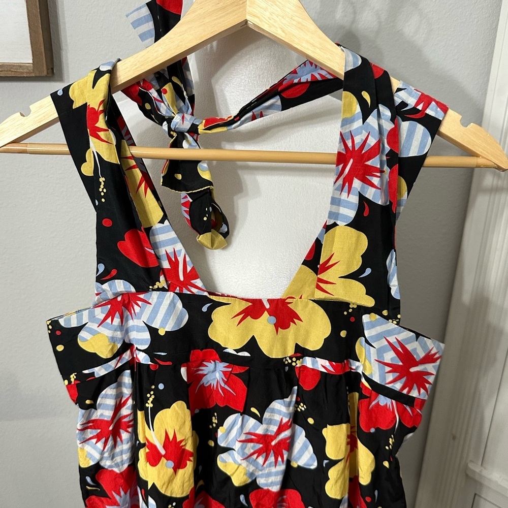 Anthropologie Floral Tie Front Tank Top in Black and Yellow - Picture 2 of 7